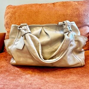 Coach 13422 vintage tan hobo shoulder tote bag